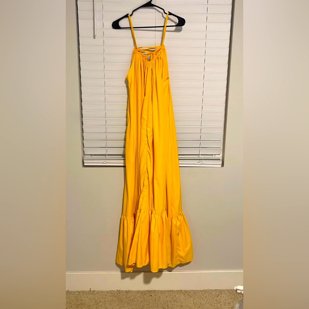 Yellow dress with pockets. Very comfortable and loose dress.